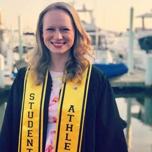 Meet your Posher, Carly